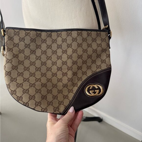Authentic Vintage Gucci GG Monogram Canvas Crossbody Bag – Excellent Condition - Picture 14 of 16